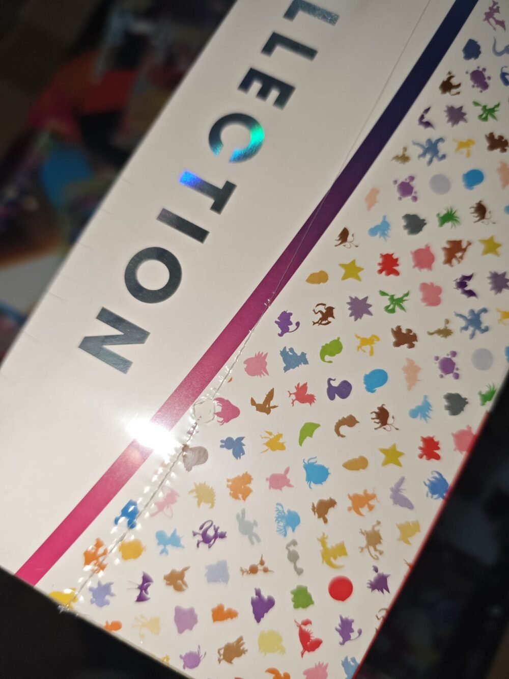 Caja Ultra Premium Pokemon 151 Inglés Pokémon 2023 - Pequeña Imperfección